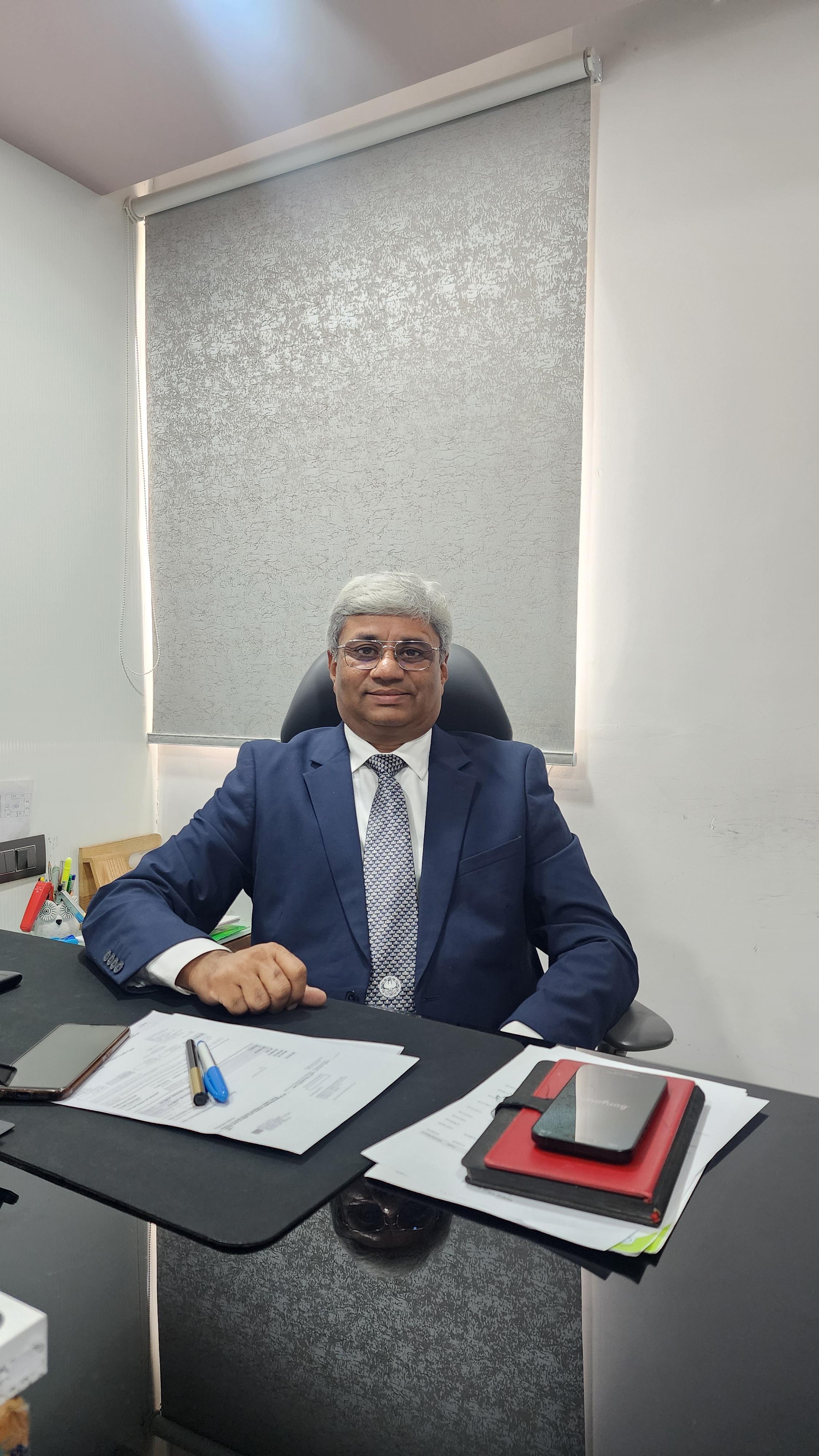 Team profile of C.A. SATISH PATEL